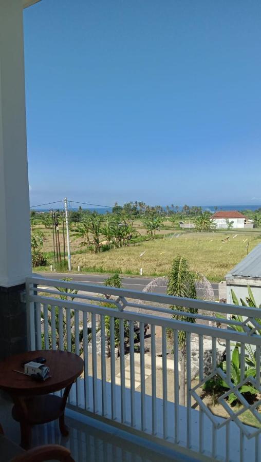 Limun Guesthouse Amlapura Dış mekan fotoğraf