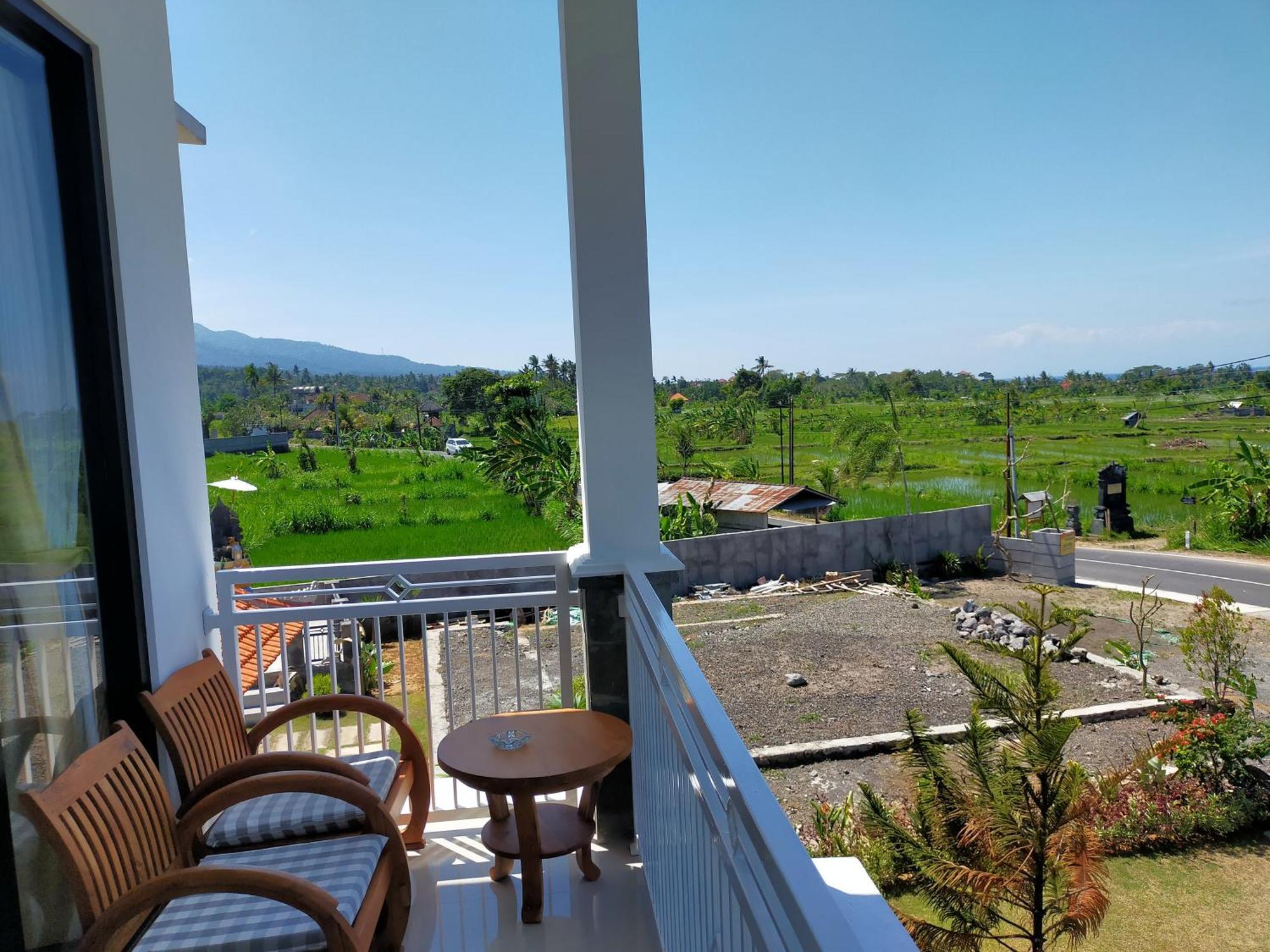 Limun Guesthouse Amlapura Oda fotoğraf