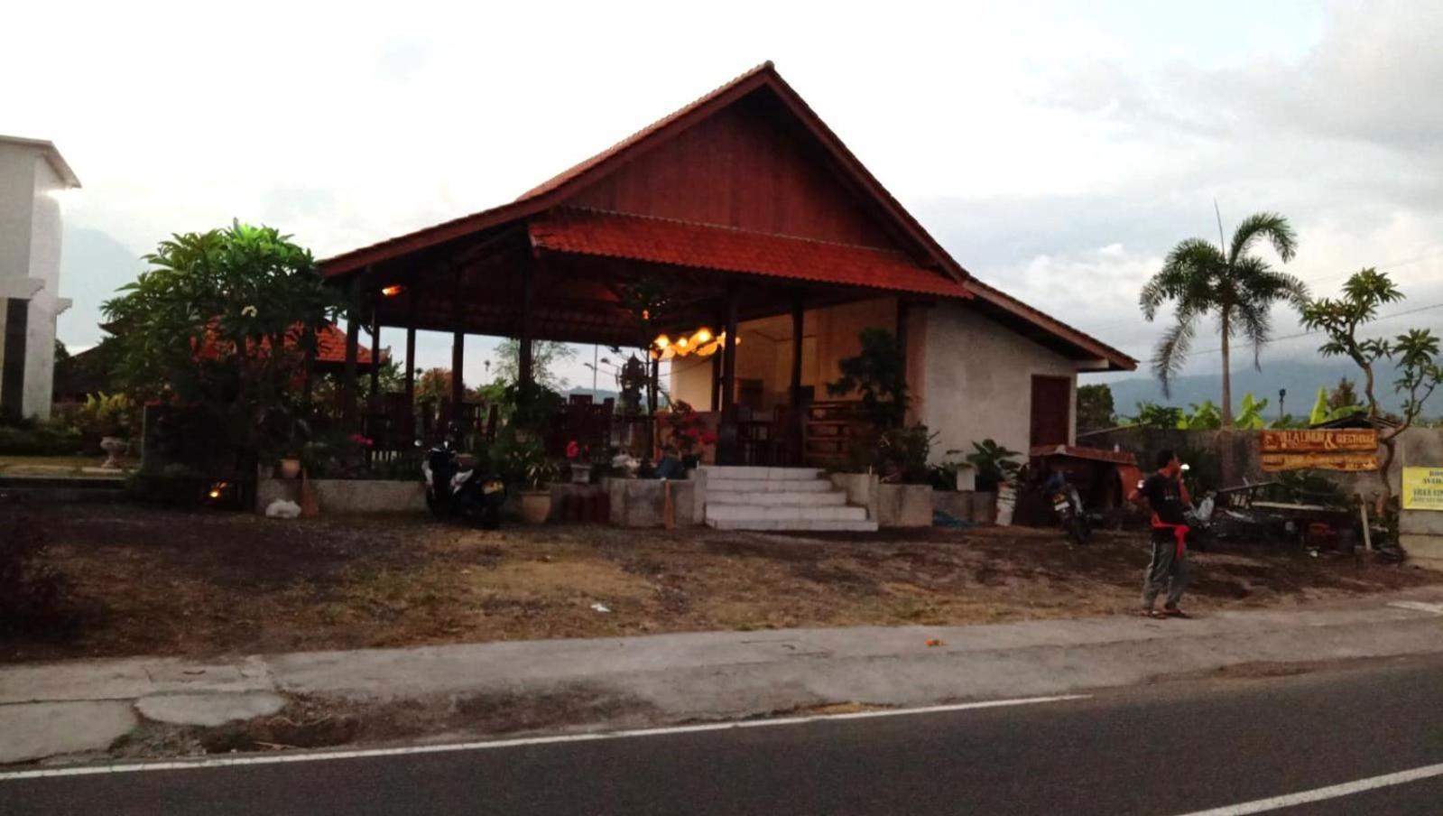 Limun Guesthouse Amlapura Dış mekan fotoğraf
