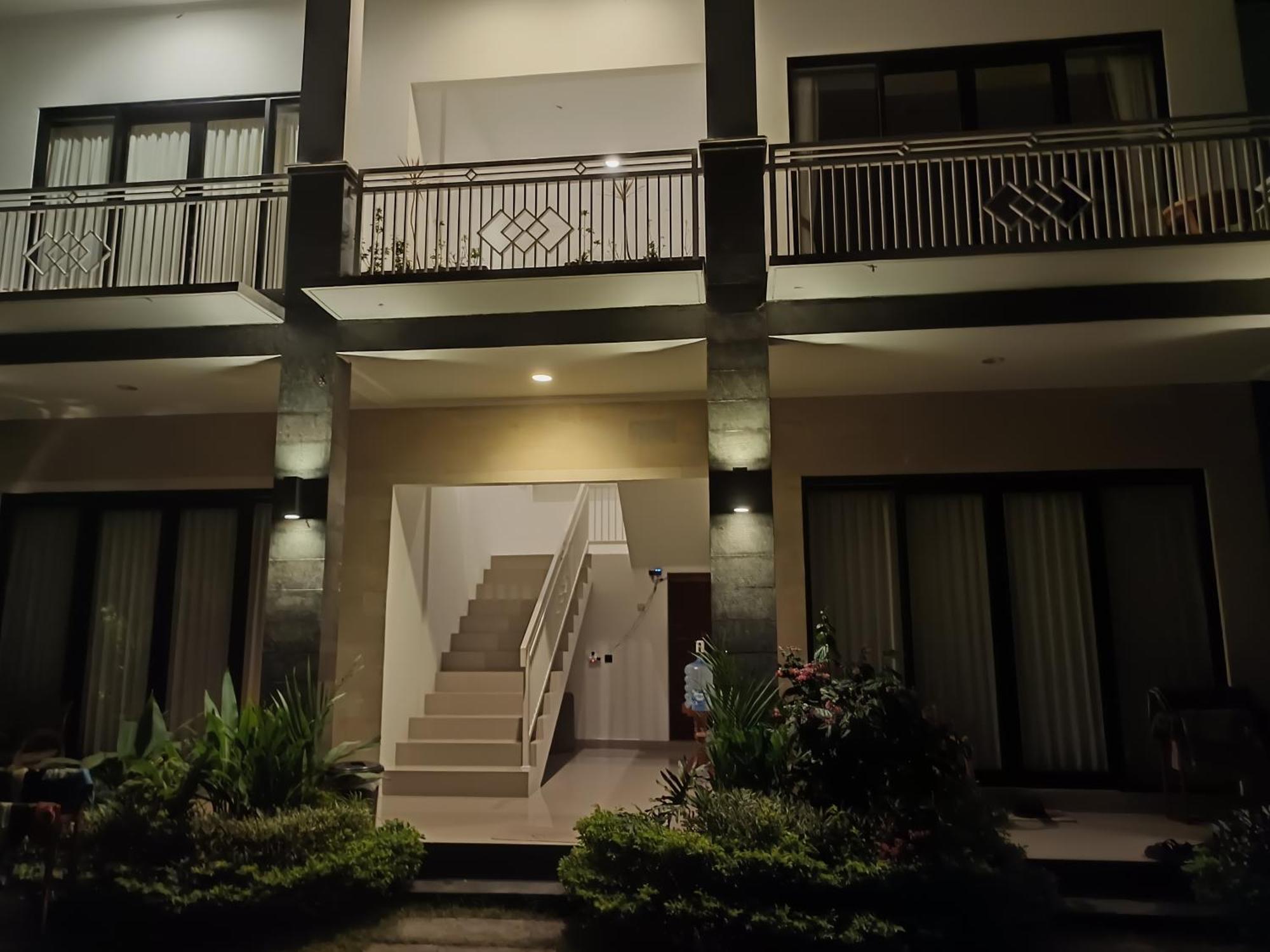 Limun Guesthouse Amlapura Dış mekan fotoğraf