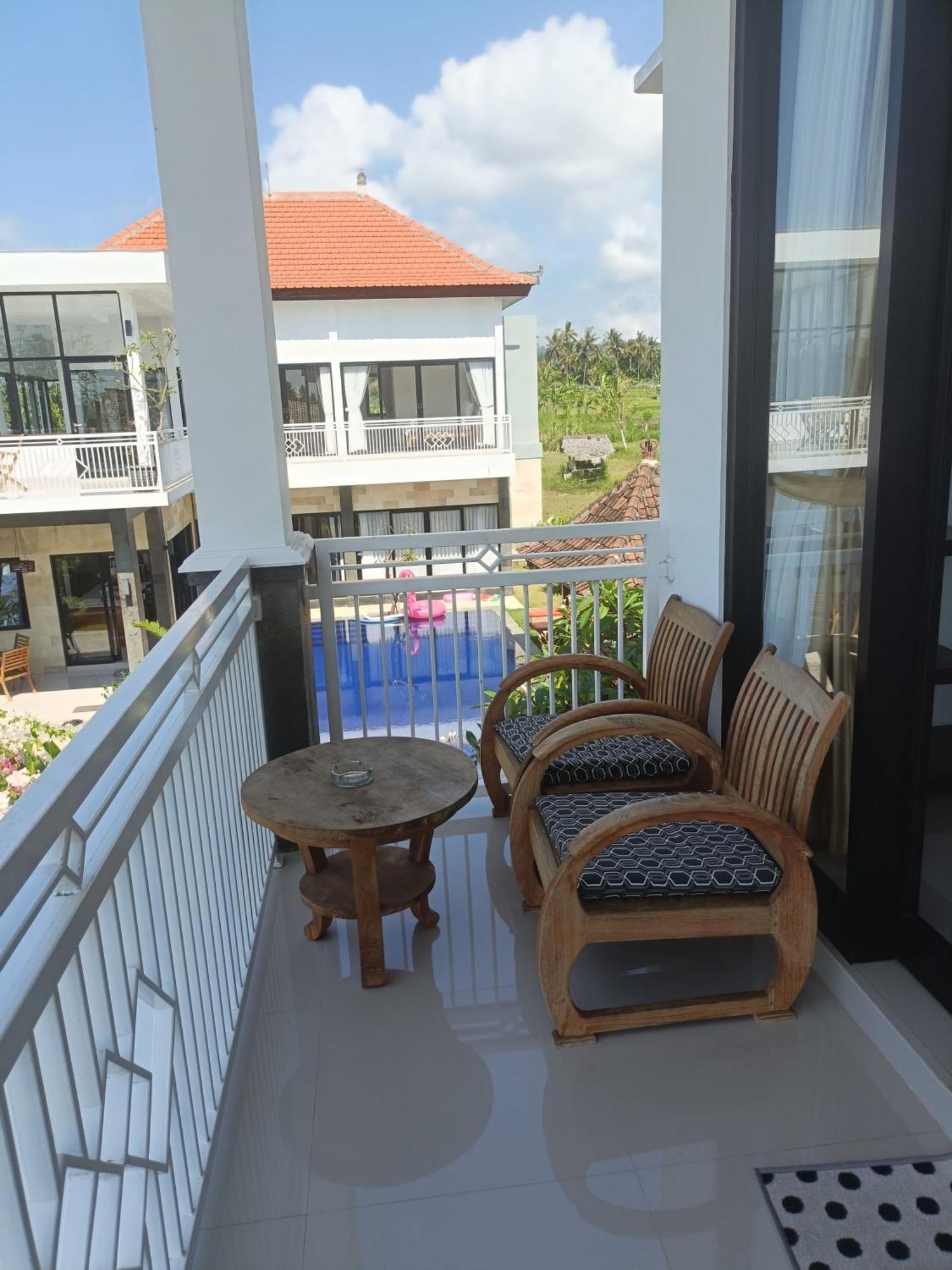 Limun Guesthouse Amlapura Dış mekan fotoğraf